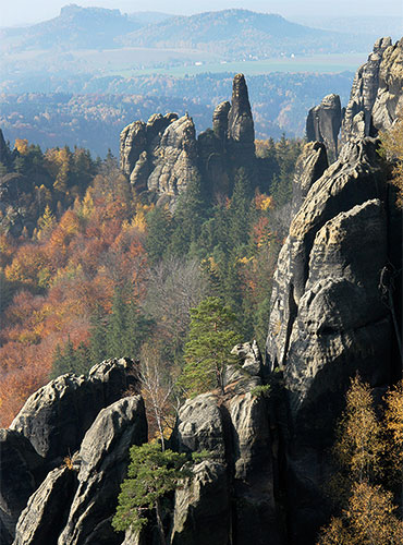 Die Schrammsteine gelten als das „Herzstück der Sächsischen Schweiz“. Blick zum Schrammtorwächter.

© Foto: Frank Richter